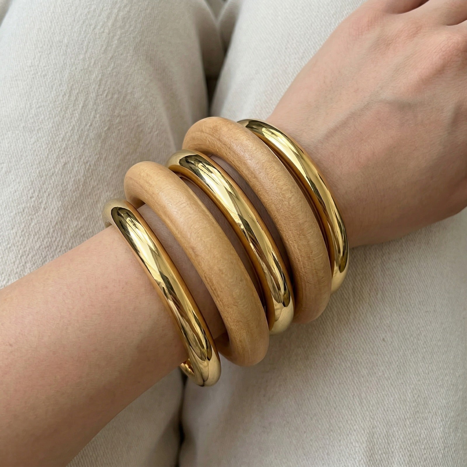 Solea Wood Bangle