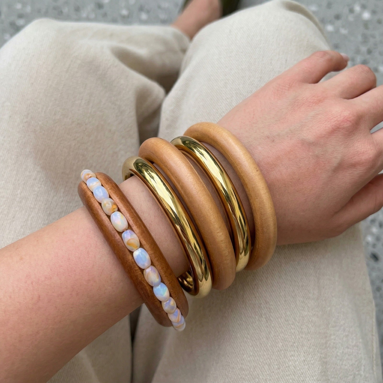 Opaline Dune Bangle